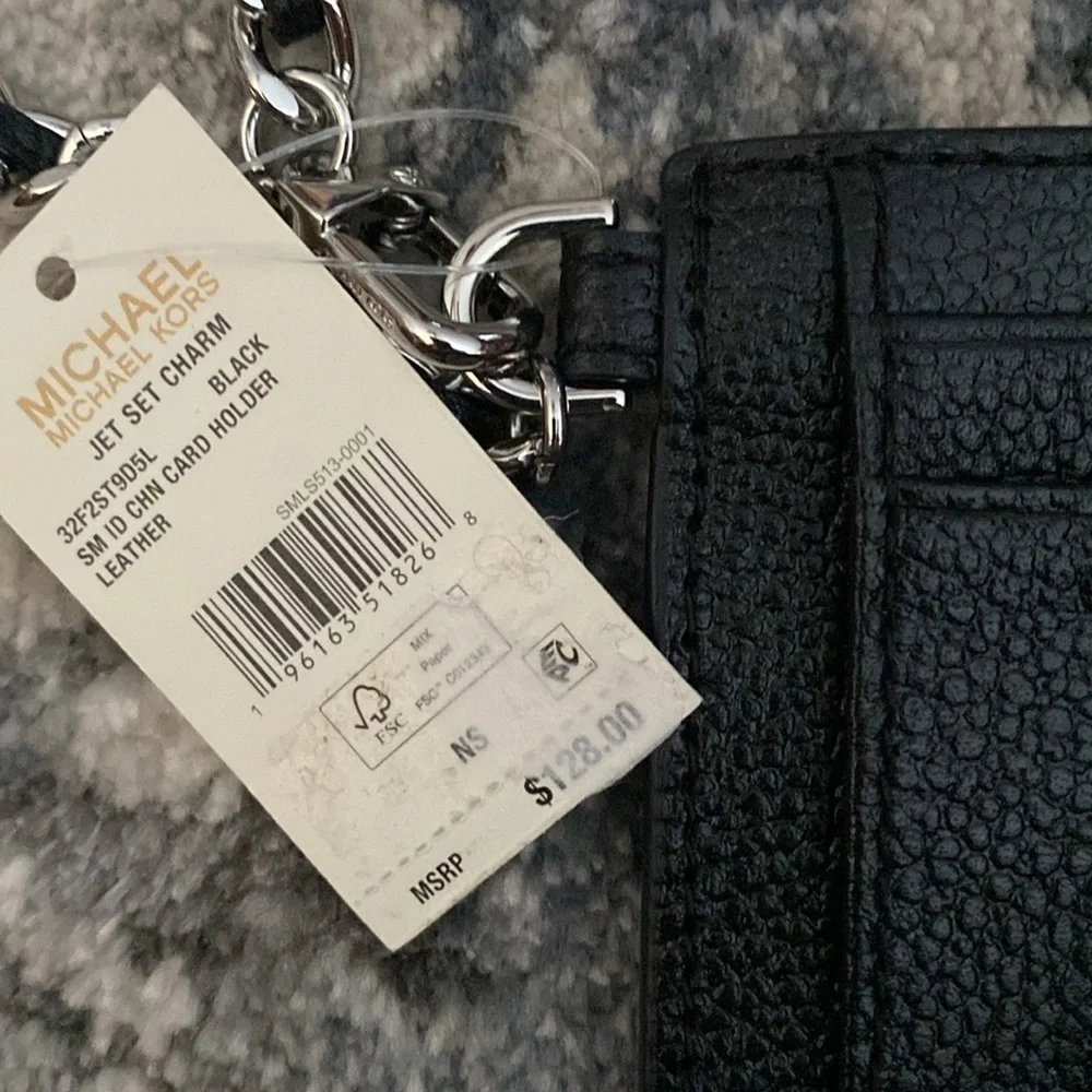 Michael Kors Mini Wallet - Picture 2 of 5